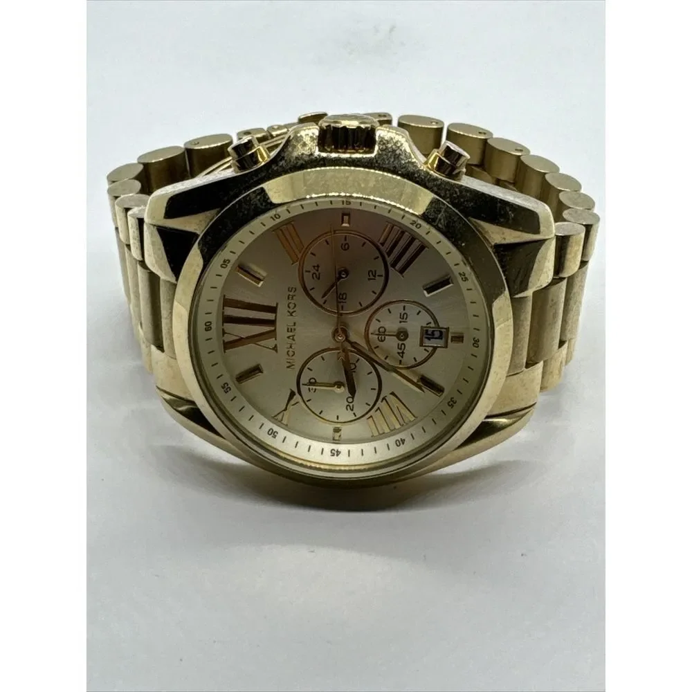 Michael Kors Bradshaw MK5605 Women Gold Stainless Steel Analog Dial Watch JNA784